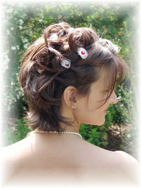 Cheveux courts coiffure mariage
