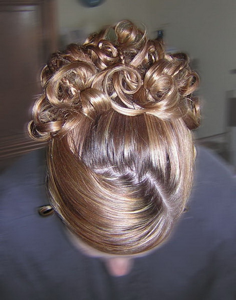 Chignon bouclé pour mariage