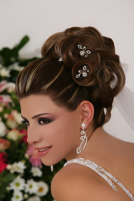 Chignon mariage arabe