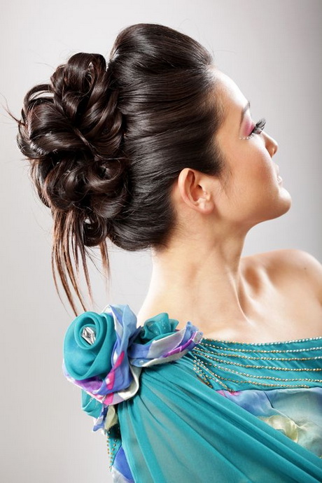 Chignon mariée cheveux longs