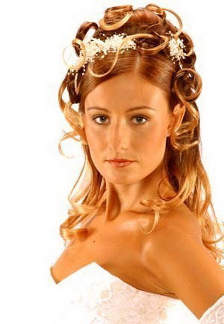 Coiffure mariage cheveux détachés