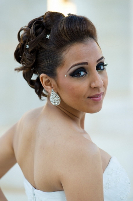 Coiffure orientale mariage