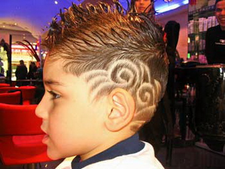 Coiffure petit garcon