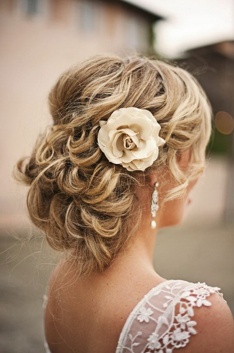 Coiffure pour les mariages