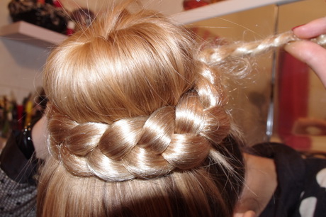 Coiffure tresse et chignon