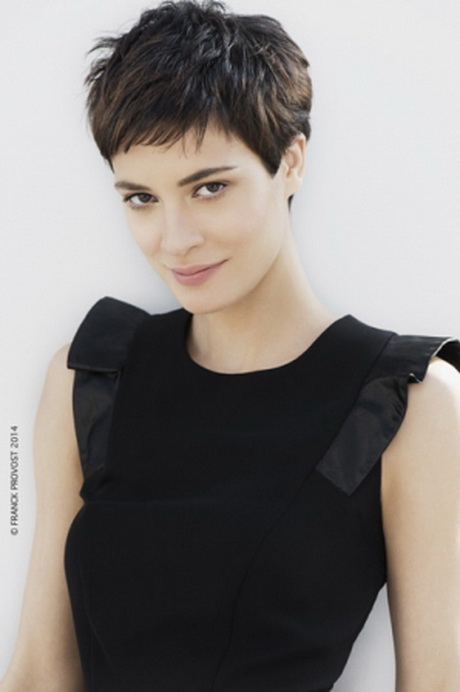 Coupe cheveux court femme ete 2014