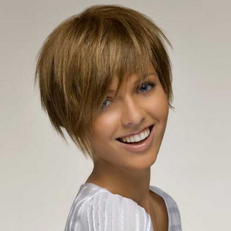 Coupe cheveux courts femme