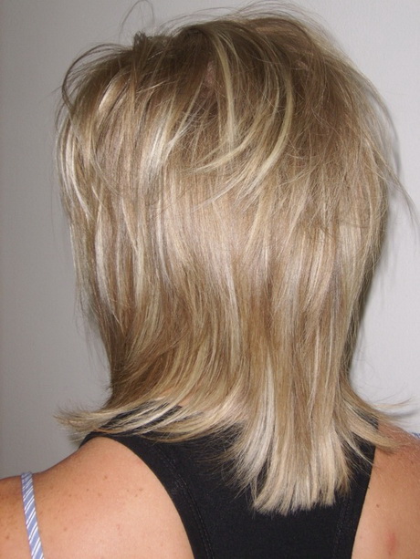 Coupe de cheveux femme dégradé effilé