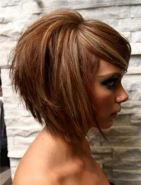 Coupe de cheveux mi long tendance