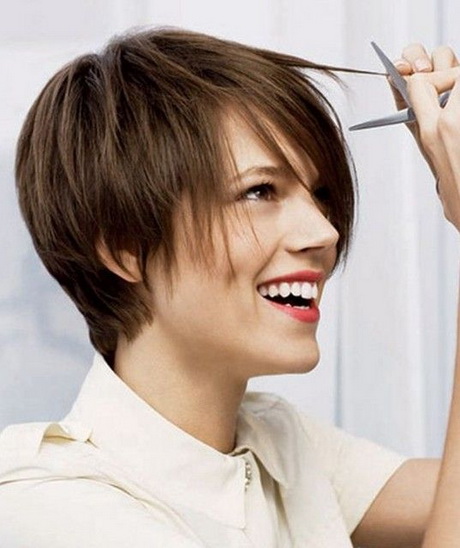 Coupe tendance cheveux courts 2015