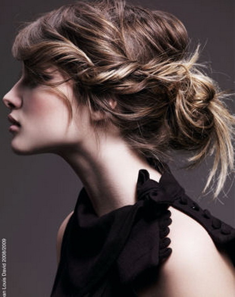 Le chignon romantique