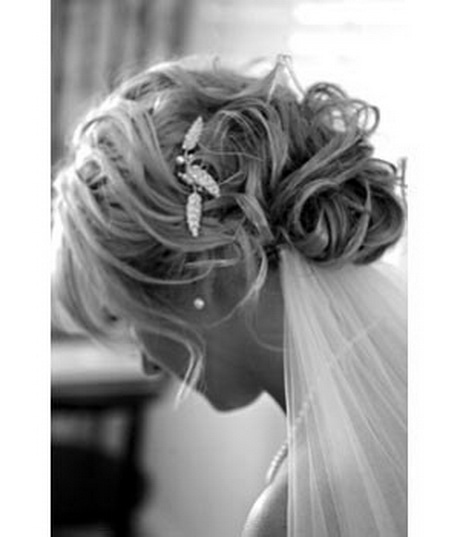 Photo coiffure mariage cheveux mi long