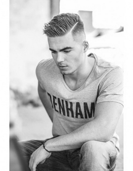 Coupe homme cheveux court 2015