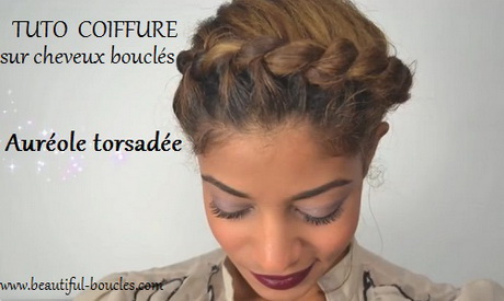 Coiffure pour cheveux frisé