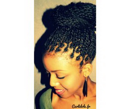 Coiffure africaine avec laine