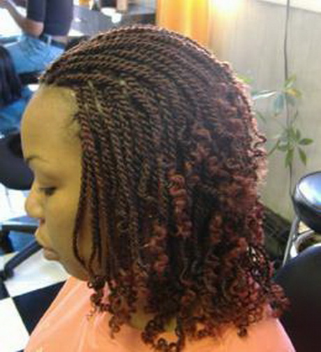 Coiffure africaine avec laine