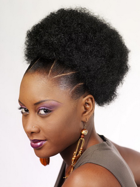 Coiffure chignon afro