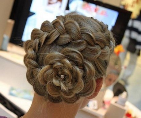 Chignon avec natte