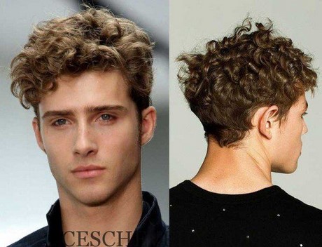 Cheveux long frisé homme