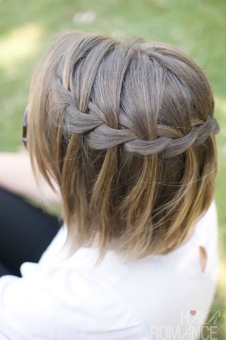 Chignon avec cheveux court