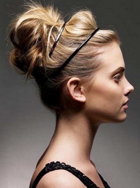 Coiffure chignon bandeau