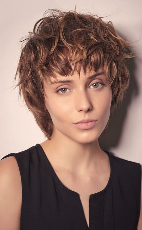 Coiffure courte tendance femme 2019