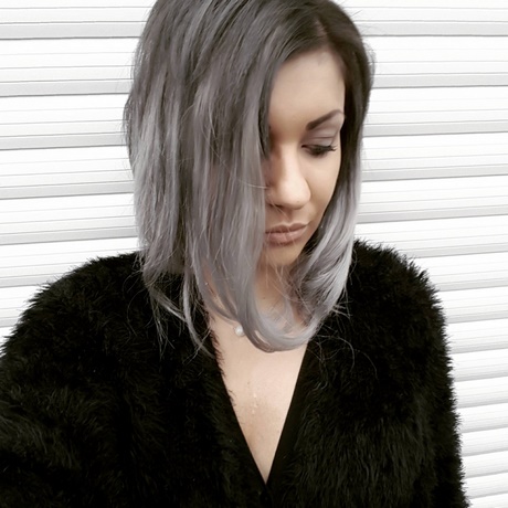 Cheveux gris