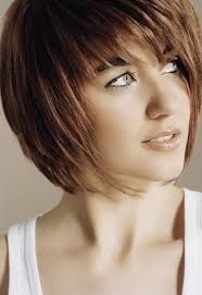 Coupe de cheveux pour femme visage rond