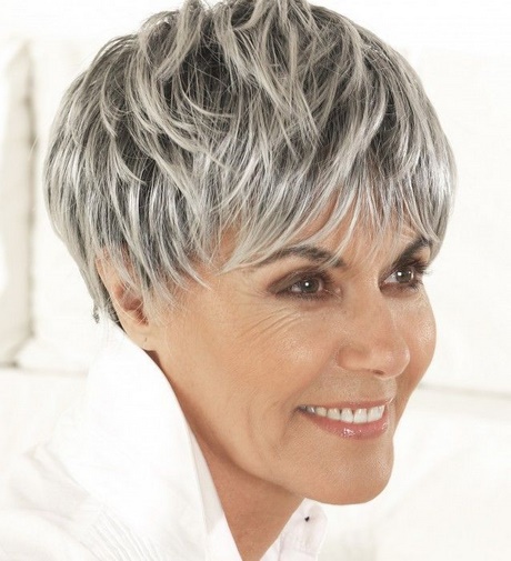 Coupe pour cheveux blancs femme