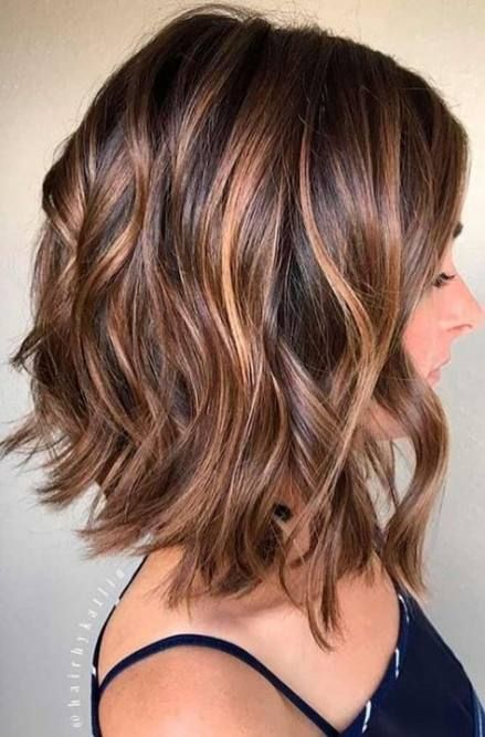 Coiffure femme 2020 cheveux mi long