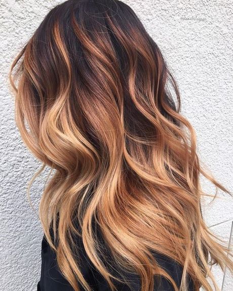 Couleur cheveux long 2020