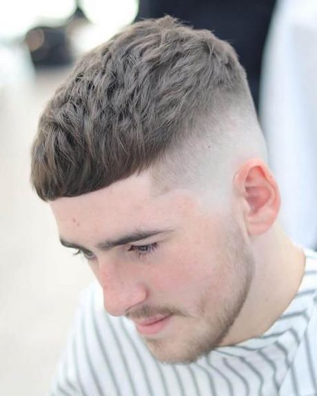 Coupe de cheveux court 2020 homme