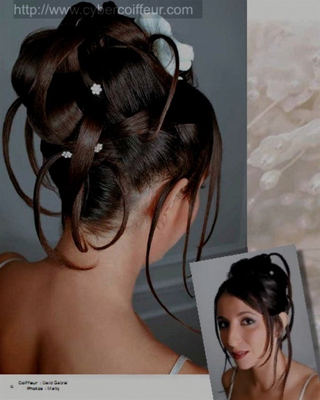 Coiffure courte femme pour mariage