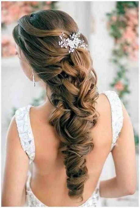 Coiffure mariage cheveux tres long