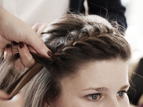 Coiffure mariage invitée tresse