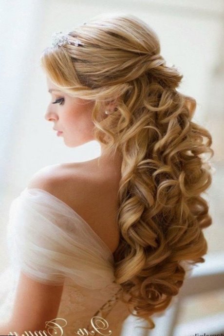 Coiffure mariée cheveux longs détachés