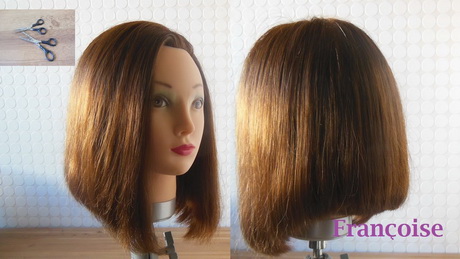 Coupe de cheveux plongeante longue