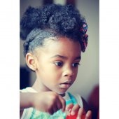 Coiffure enfant afro