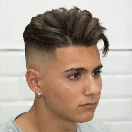 Coiffure pour cheveux dégradé