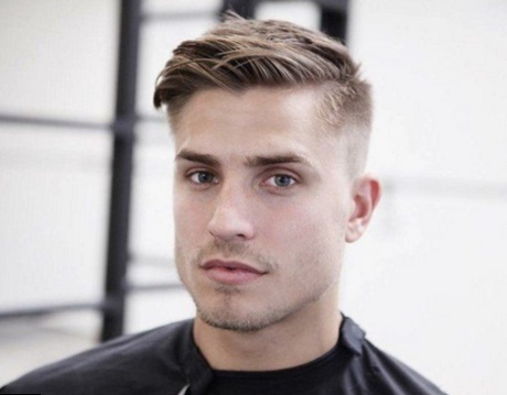 Coupe cheveux homme dégradé court