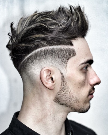 Coupe courte dégradée homme