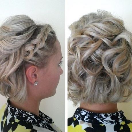 Chignon bouclé cheveux court