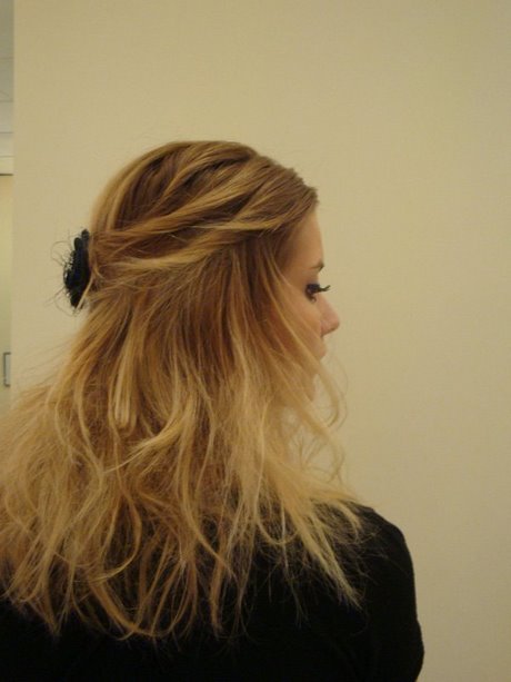 Chignon cheveux long raide