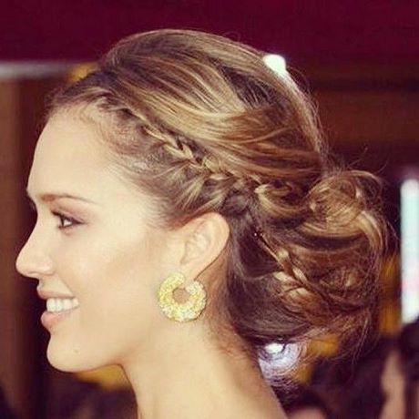 Chignon sur cheveux carré