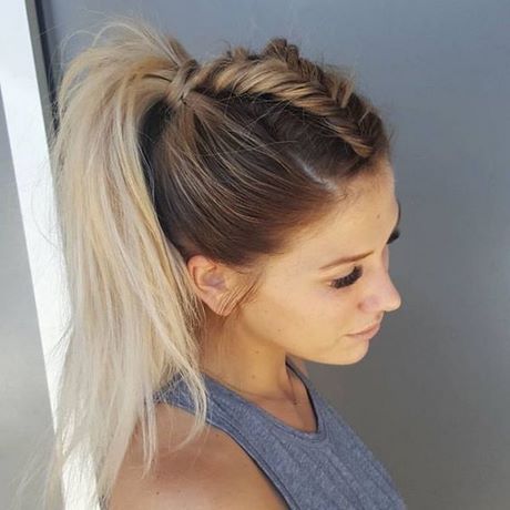 Coiffure cheveux mi long avec tresse