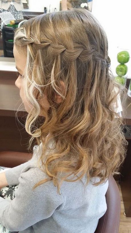 Coiffure fille ceremonie