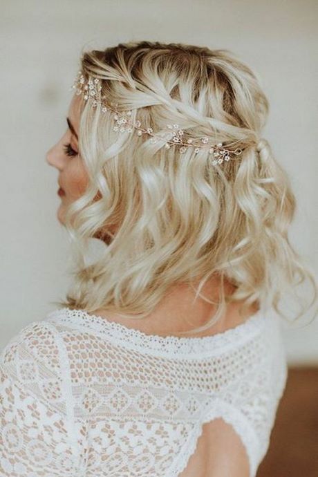 Coupe de cheveux mariage cheveux court