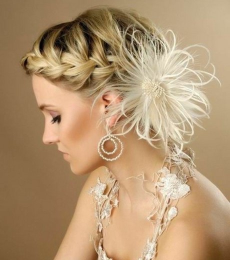 Coupe de cheveux mariage mi long