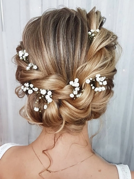 Coiffure mariage 2023 cheveux longs