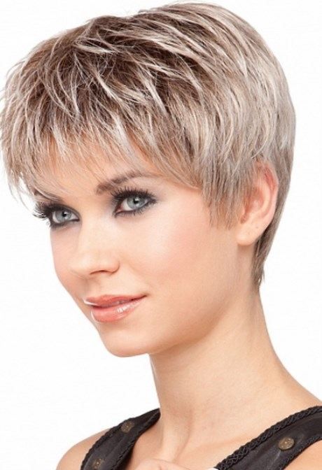 Cheveux court feminin